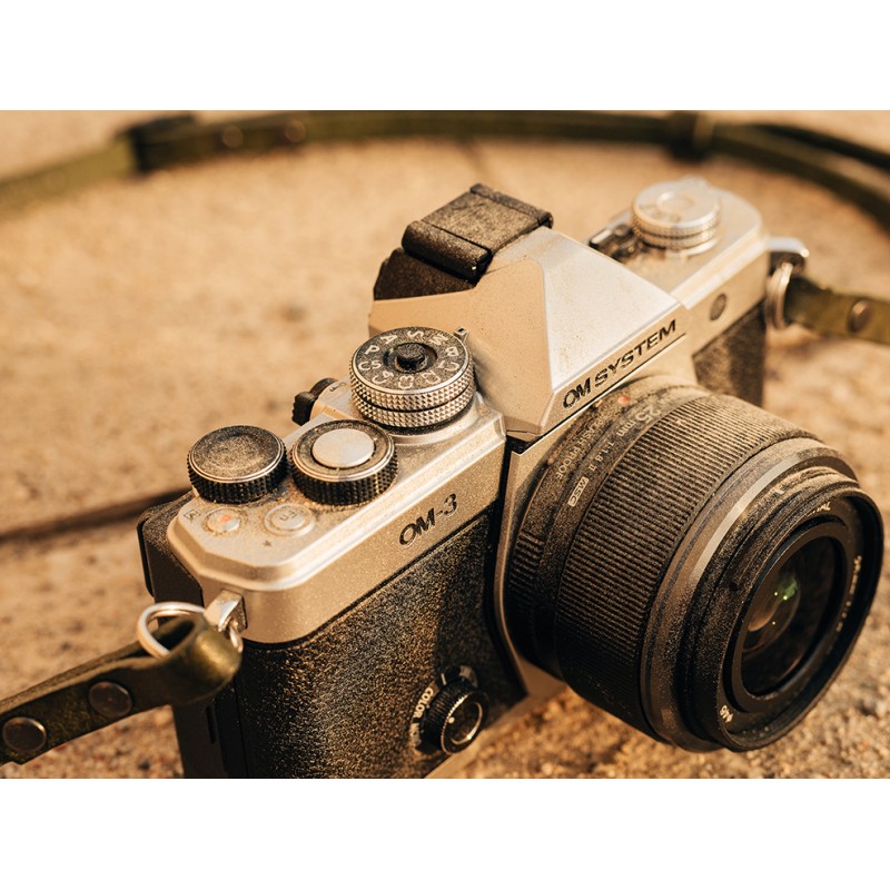 Olympus 25mm f/1.8 II - ES-M2518 - Black, Micro Four Thirds — Buy in Cyprus with Fast Delivery