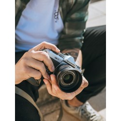 Olympus 25mm f/1.8 II - ES-M2518 - Black, Micro Four Thirds — Buy in Cyprus with Fast Delivery