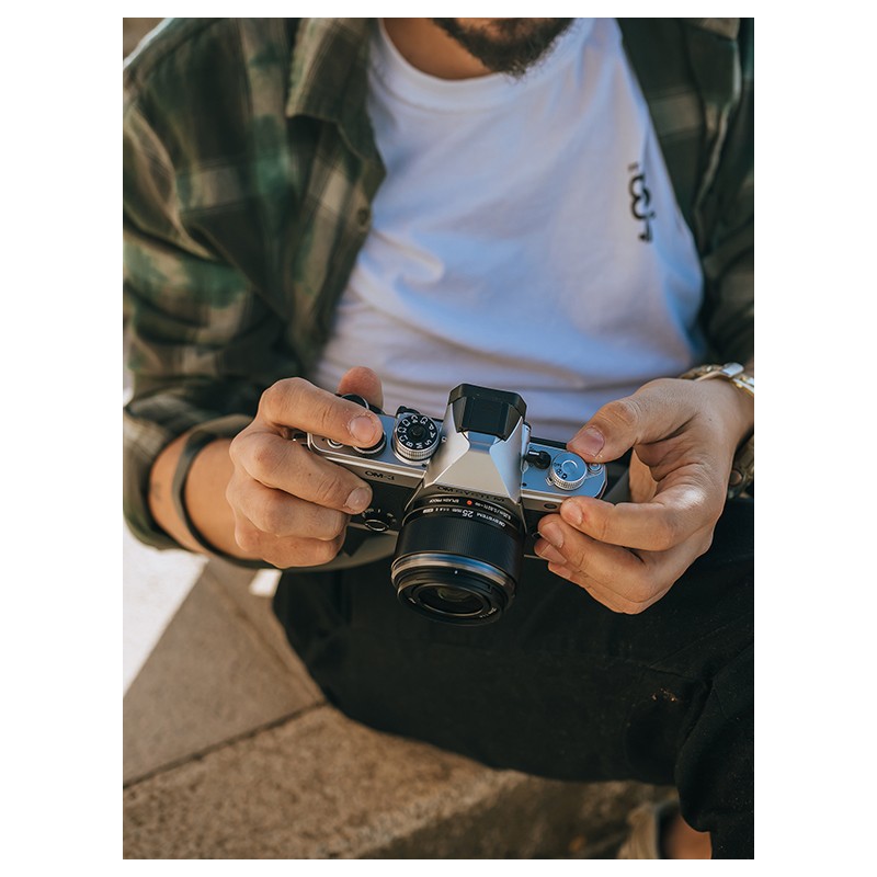 Olympus 25mm f/1.8 II - ES-M2518 - Black, Micro Four Thirds — Buy in Cyprus with Fast Delivery