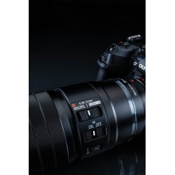 Olympus M.Zuiko Digital ED 90mm F3.5 Macro IS PRO - 90mm Macro Lens with IS PRO (incl. hood & cap)