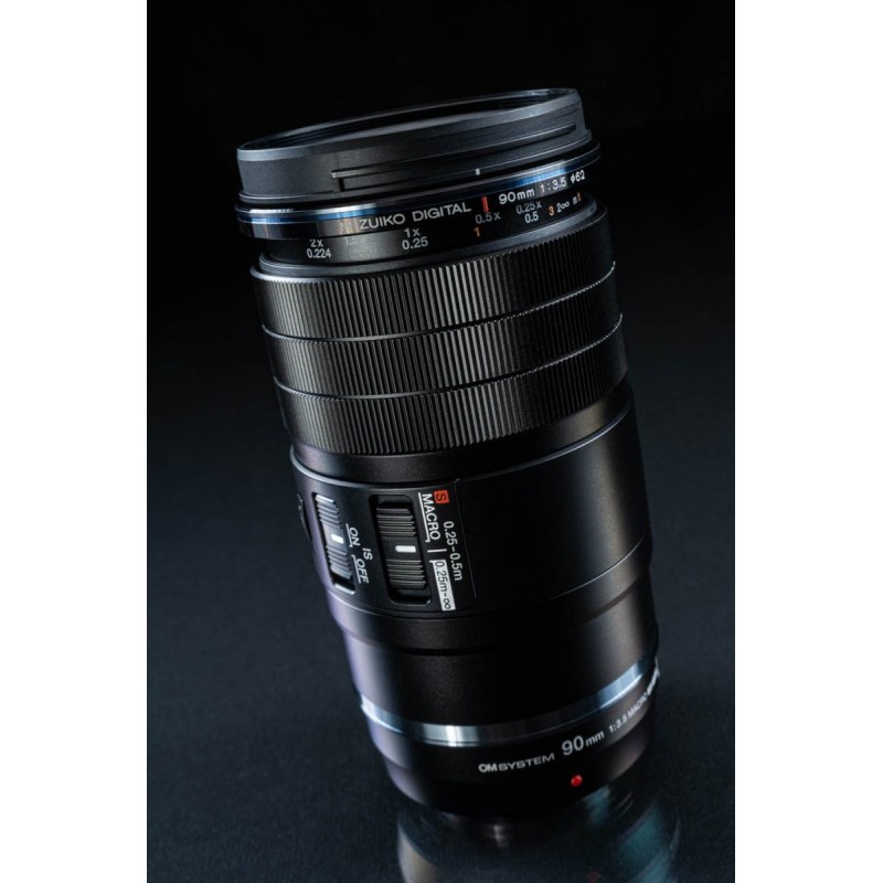 Olympus M.Zuiko Digital ED 90mm F3.5 Macro IS PRO - 90mm Macro Lens with IS PRO (incl. hood & cap)