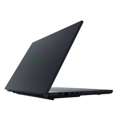 Razer Blade 18 - K11-NT - Intel Core Ultra 9, 64GB RAM, RTX 5090, 4TB (2x2TB), UHD+ 240Hz / FHD+ 440Hz
