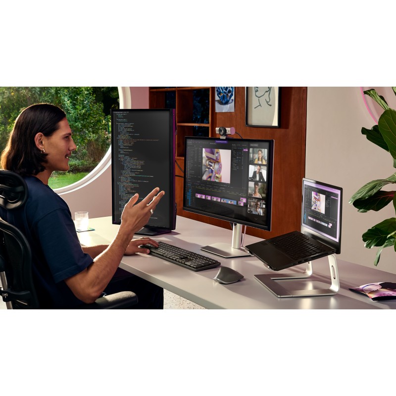 Logitech MX Brio 4K Webcam - 960-001559 - Graphite, 4K UHD, 90° FOV, USB 3.0 — Buy in Cyprus with Fast Delivery