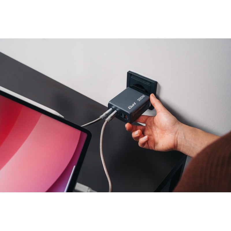 Verbatim GaN Charger 4 Port 200W USB A C - GNC-200 - (EU UK US) — Buy in Cyprus with Fast Delivery