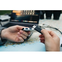 Verbatim USB Drive - 3.2 Pinstripe 256GB Black — Buy in Cyprus with Fast Delivery