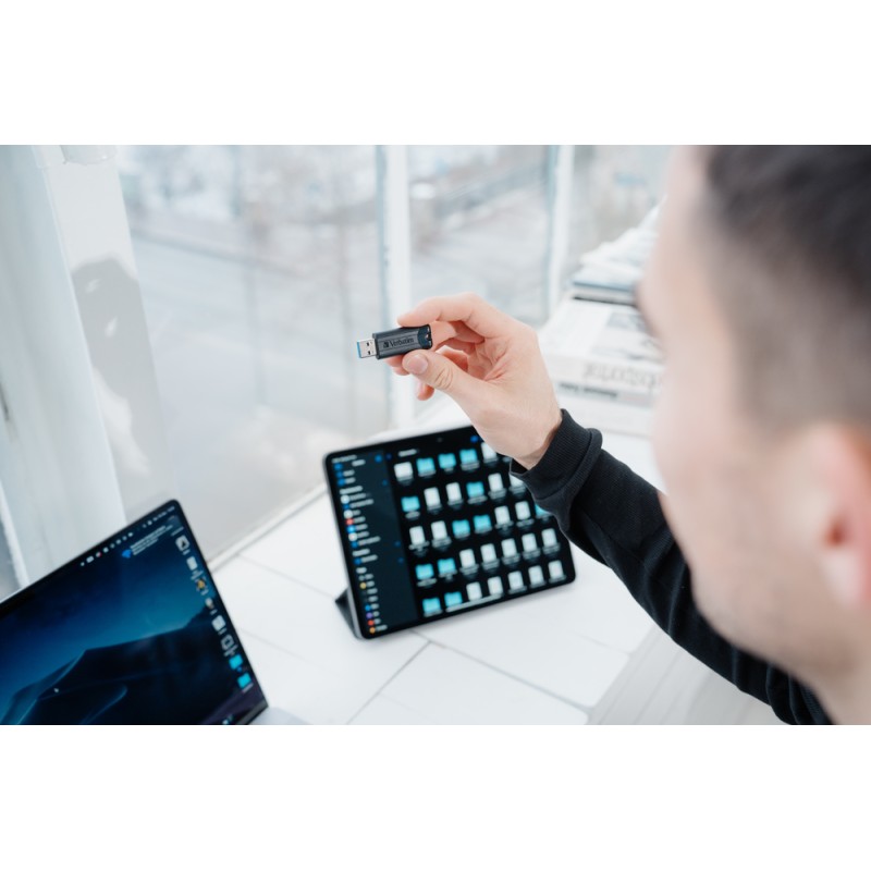 Verbatim USB Drive - 3.2 Pinstripe 64GB Black — Buy in Cyprus with Fast Delivery