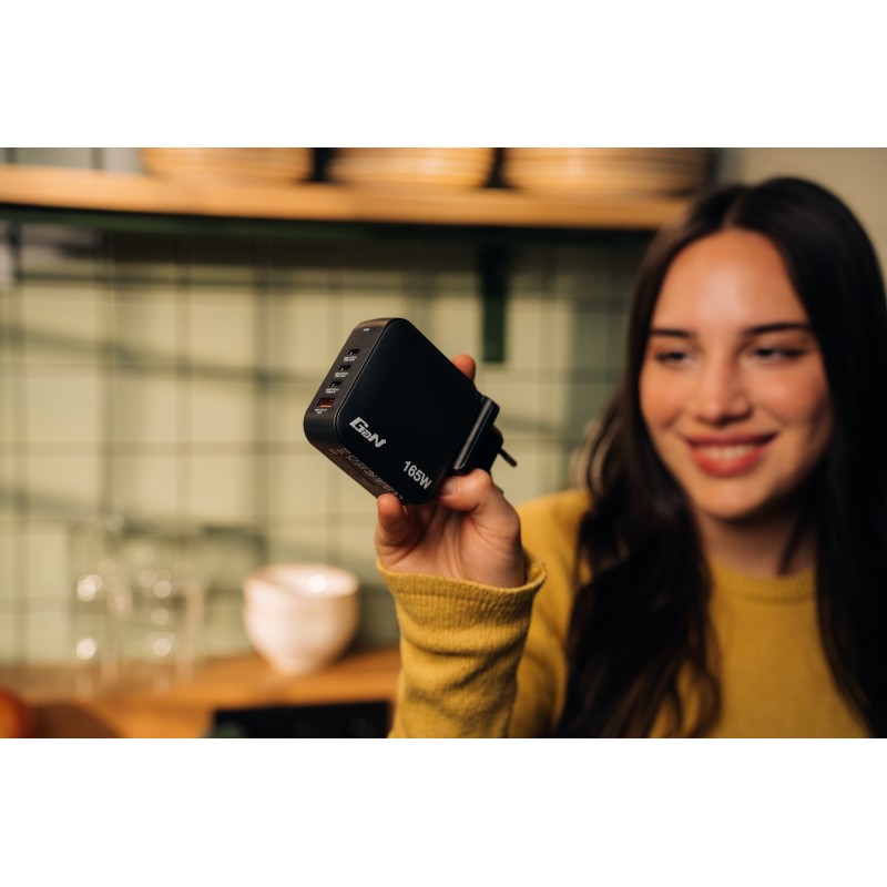 Verbatim Charger Wall - GNC-140 - 165W Mini GaN 3xUSBC 1xUSBA — Buy in Cyprus with Fast Delivery