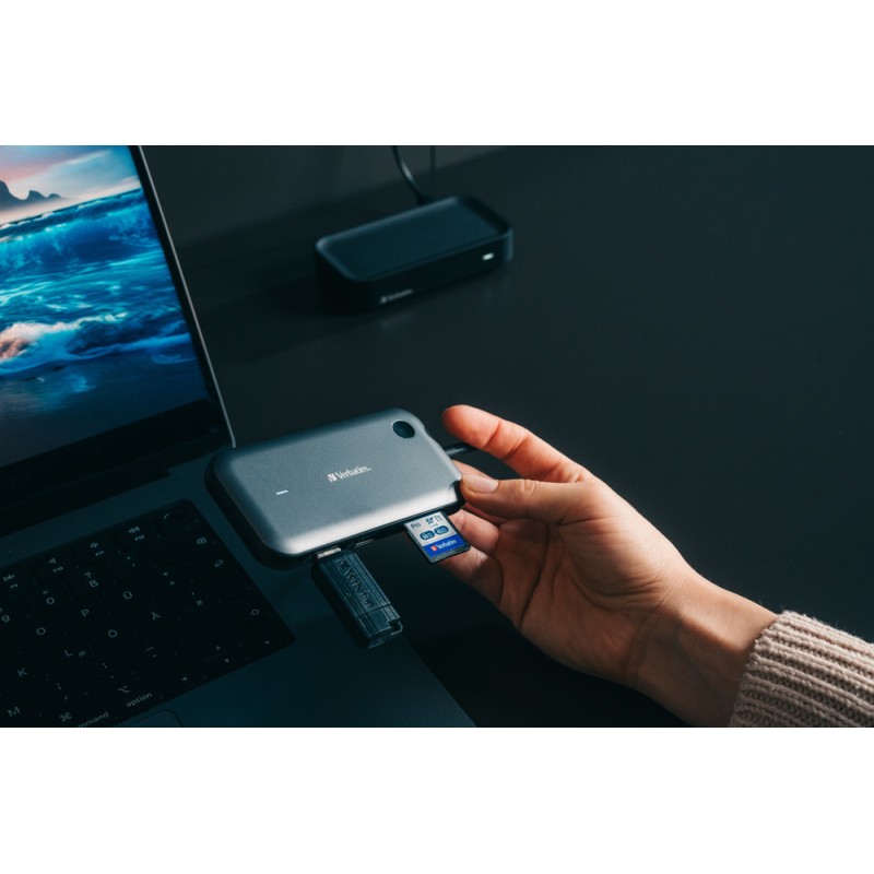 Verbatim Share My Screen USB-C Wireless Display Adapter 1080P with Hub - WDA-01 - USB-C Wireless Display Adapter 1080P with Hub