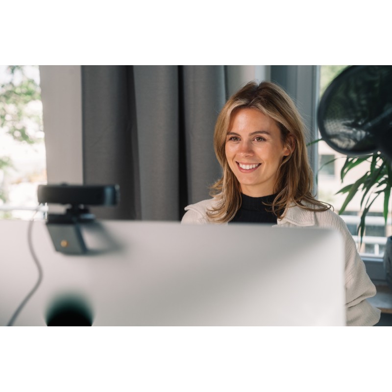 Verbatim Webcam - AWC-03 - 4K Autofocus Wide Angle with Dual Microphone — Buy in Cyprus with Fast Delivery