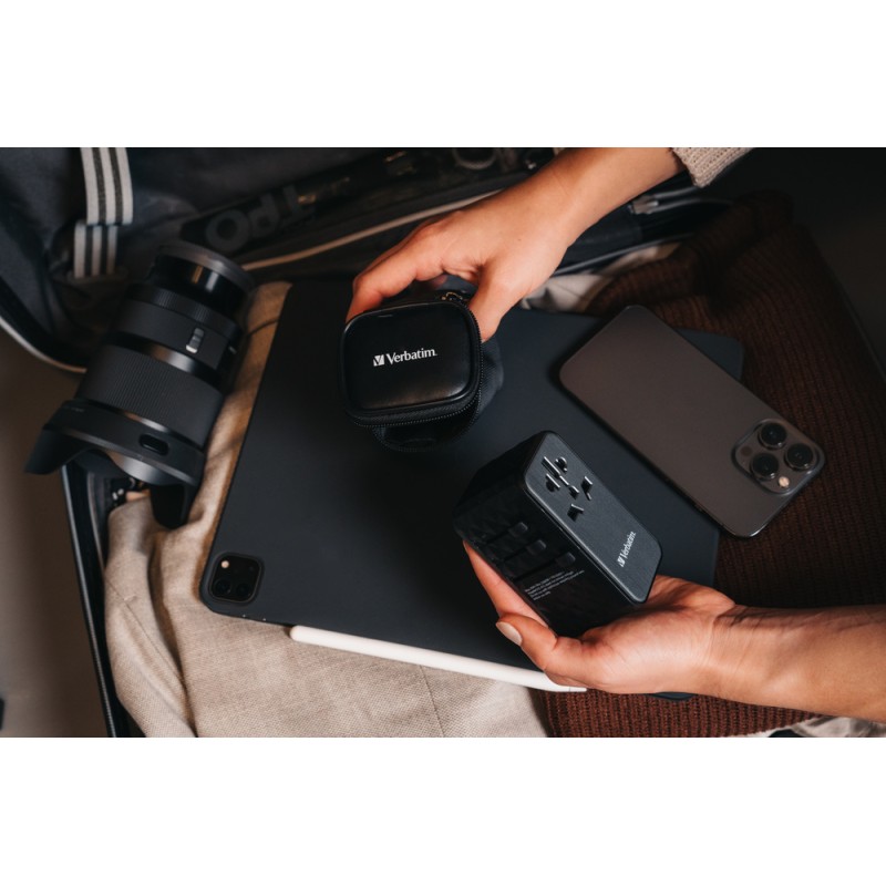 Verbatim Charger Travel Adapter World to World GAN III 65W 2xC 2xA - UTA-05 - 65W 2xC 2xA — Buy in Cyprus with Fast Delivery