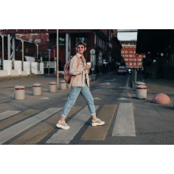 Yealink Headset - BH72 - Wireless Bluetooth NC with Retractable Mic, BT Dongle & Charging Stand Dual Teams Silver