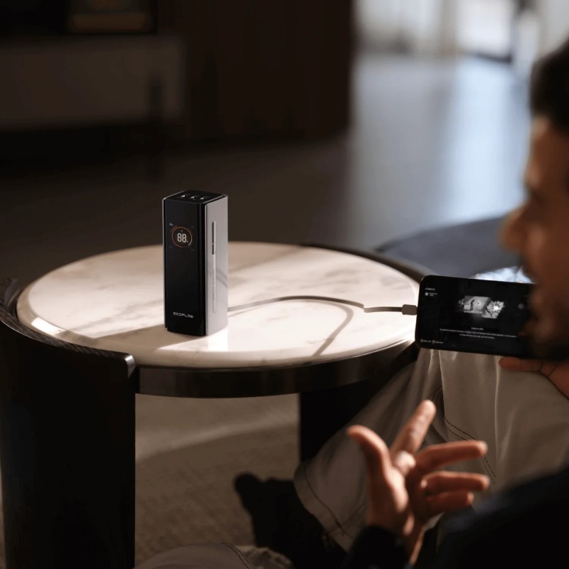 EcoFlow Charge Powerbank RAPID Pro - 20000mAh 230W + 100W Built-in Cable Black — Buy in Cyprus with Fast Delivery