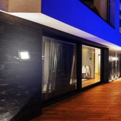 GBC HeyFlood Outdoor Smart WiFi LED Floodlight - RGB+CCT with RC — Buy in Cyprus with Fast Delivery