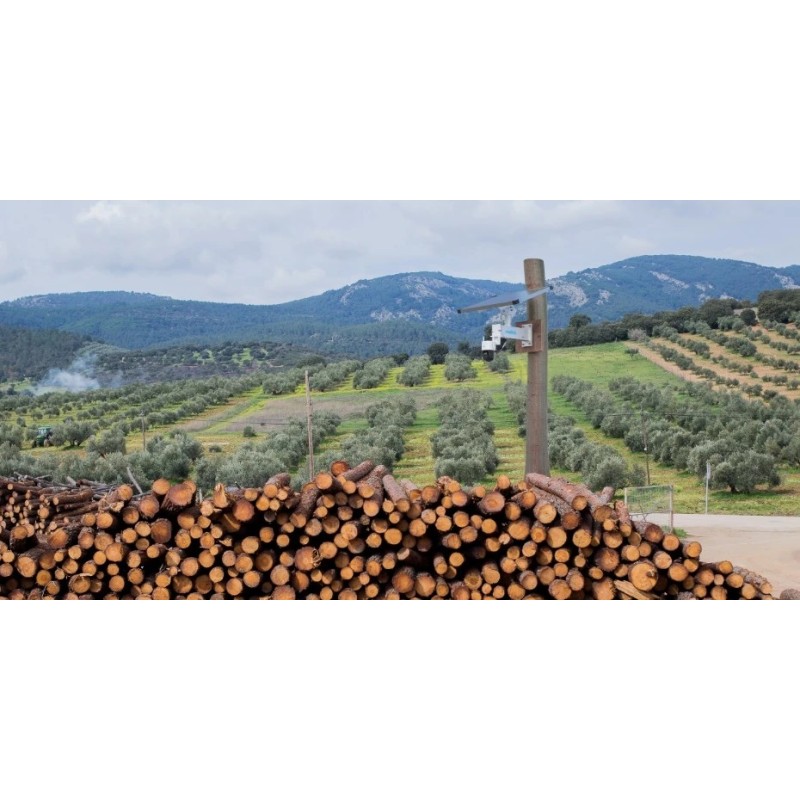 Reolink Outdoor Battery Camera - BP4G - 4K Trackmix LTE With Solar Panel Plus (G790) (Hard Bundle)