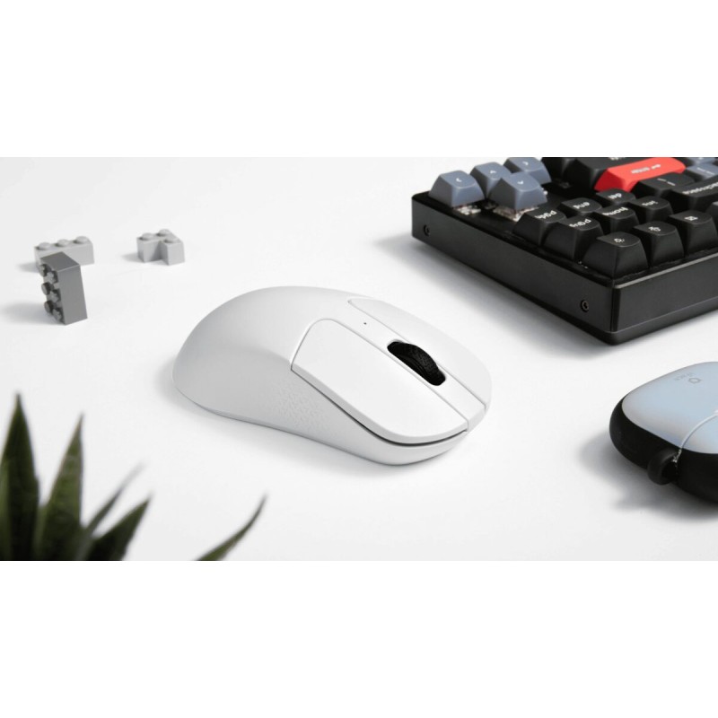 Keychron M3 Mini White Wireless Mouse - M3M-A24 - 8K Polling Rate Ultra-lightweight — Buy in Cyprus with Fast Delivery