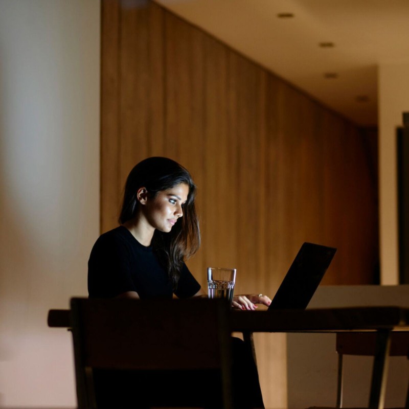 Logitech M330 Silent Plus - 910-004909 - Black Wireless Silent Office Mouse, 2.4GHz Nano Receiver