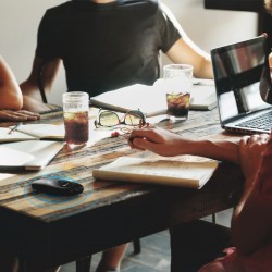 M7000, Mobile WLAN-Router — Buy in Cyprus with Fast Delivery