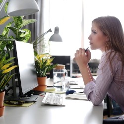 Zyxel PoE Switch - GS-1005HP - 5-Port Gigabit Unmanaged Desktop — Buy in Cyprus with Fast Delivery