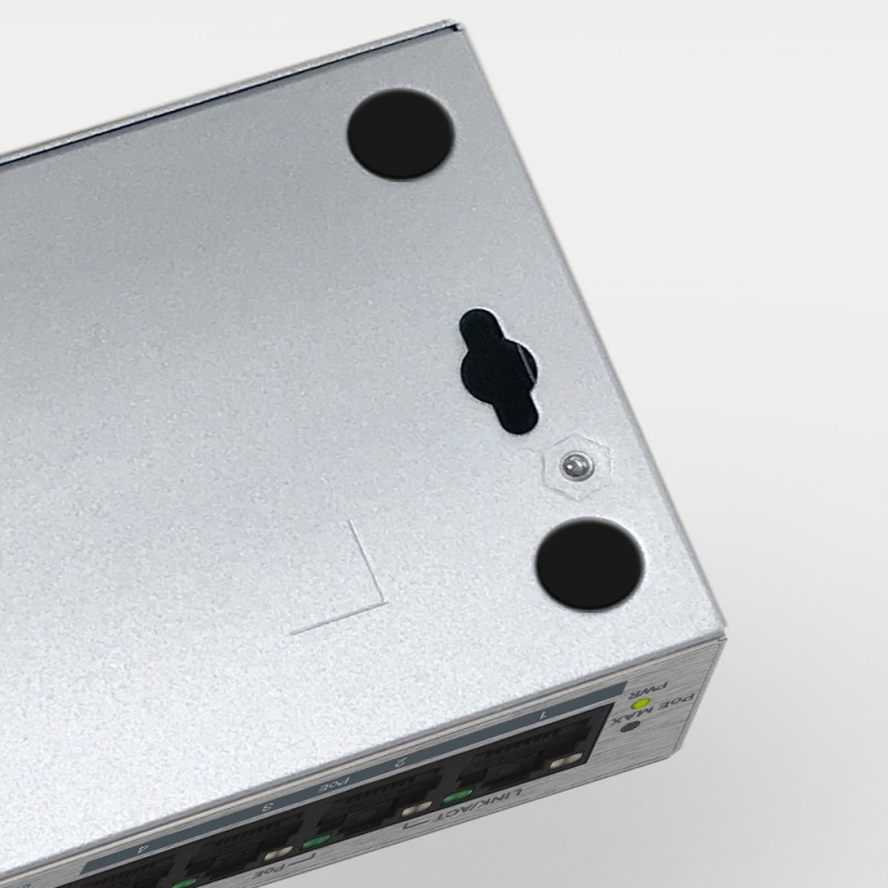 Zyxel PoE Switch - GS-1005HP - 5-Port Gigabit Unmanaged Desktop — Buy in Cyprus with Fast Delivery